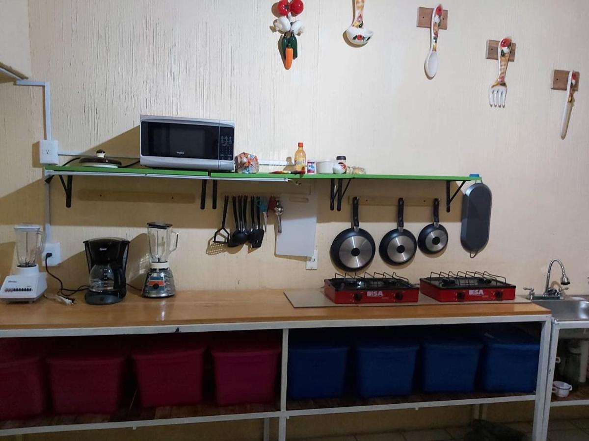 Hostal Guadalajara Eksteriør bilde