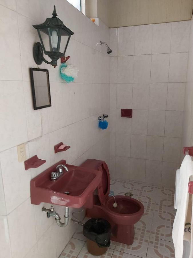 Hostal Guadalajara Eksteriør bilde