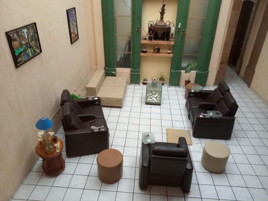 Hostal Guadalajara Eksteriør bilde