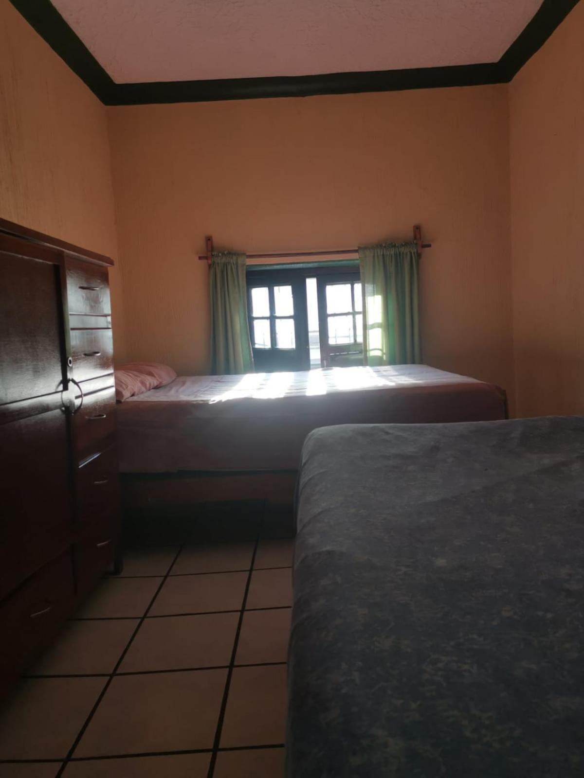 Hostal Guadalajara Eksteriør bilde