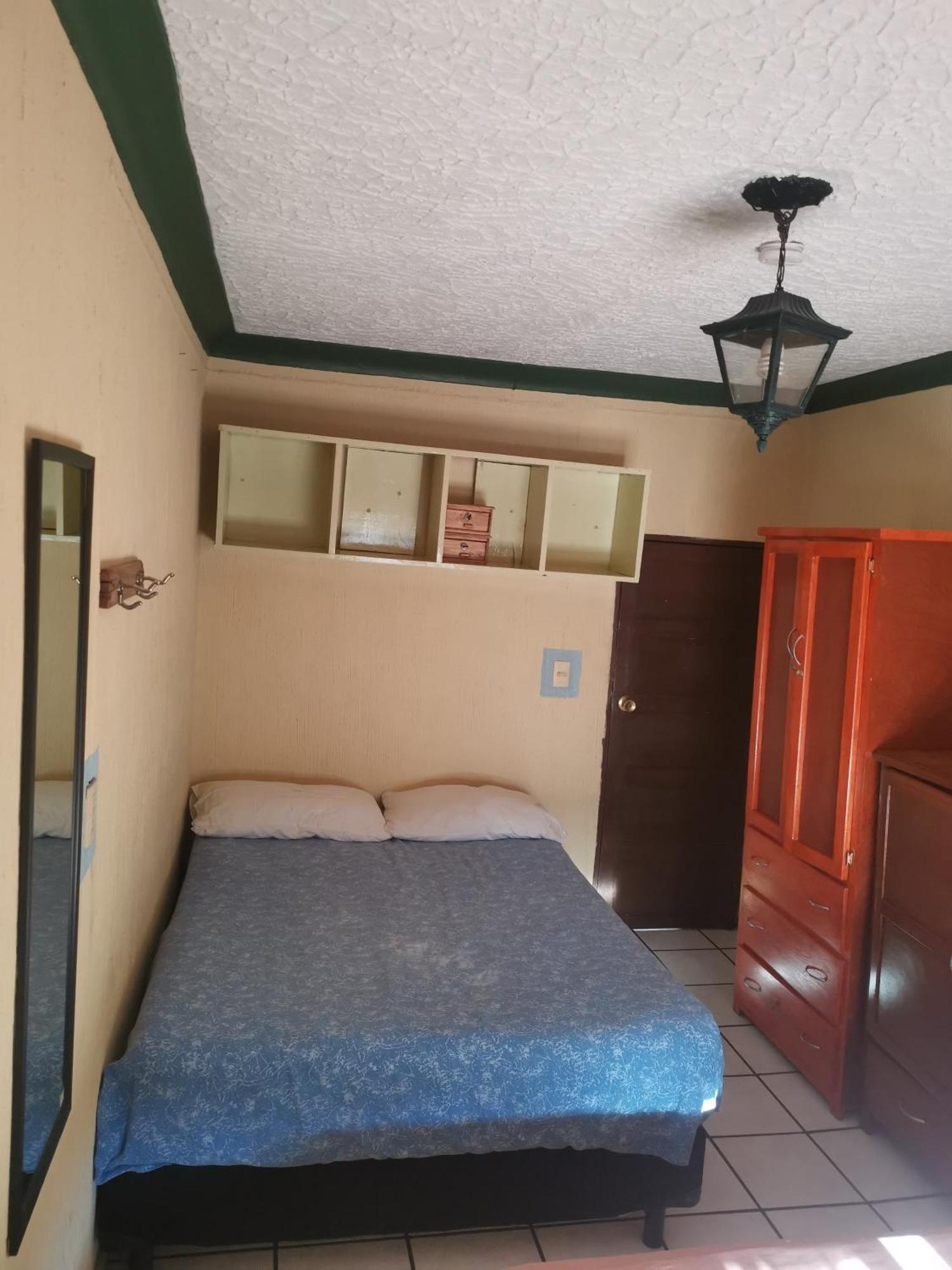 Hostal Guadalajara Eksteriør bilde